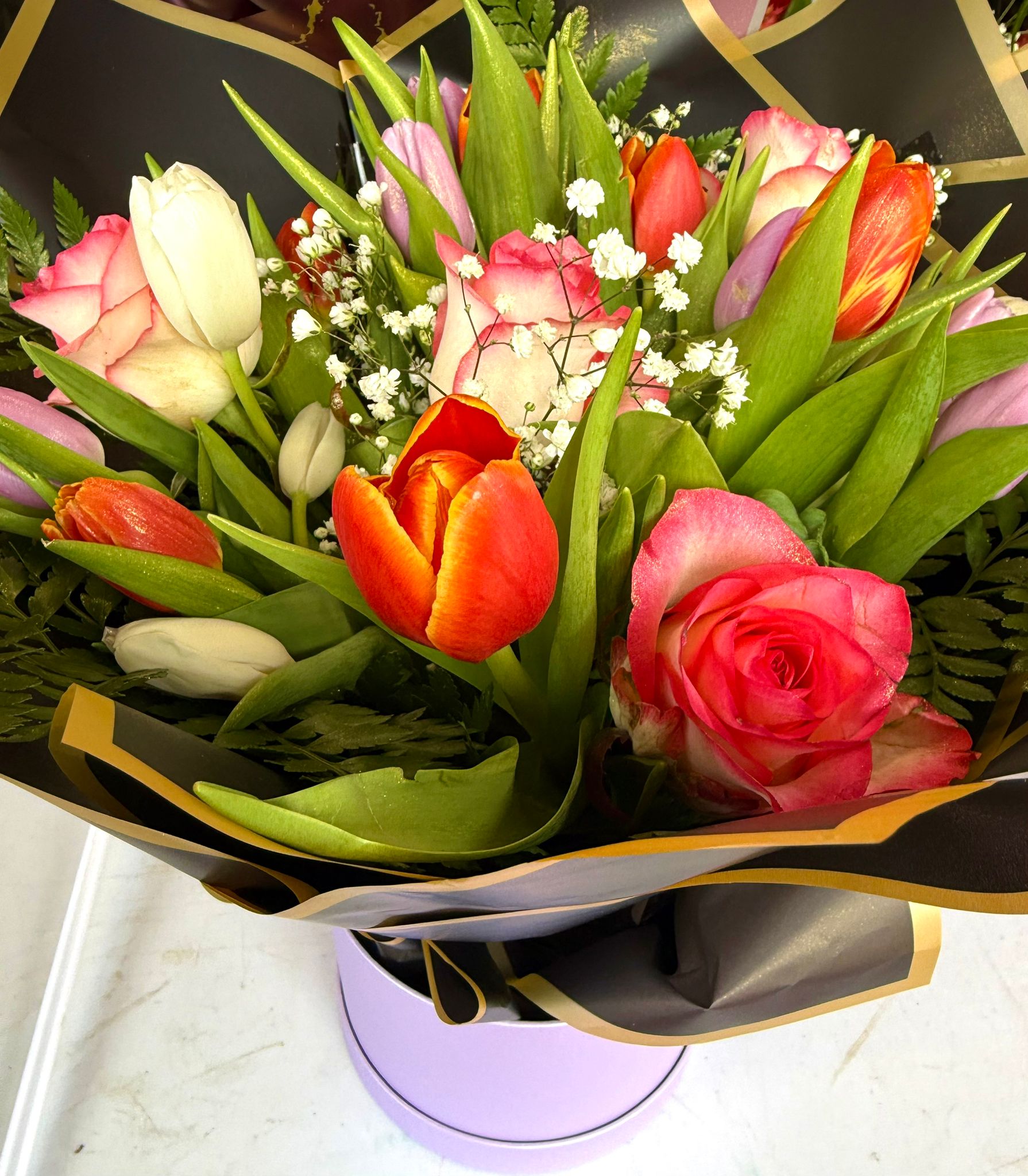 Multicolour tulip bouquet