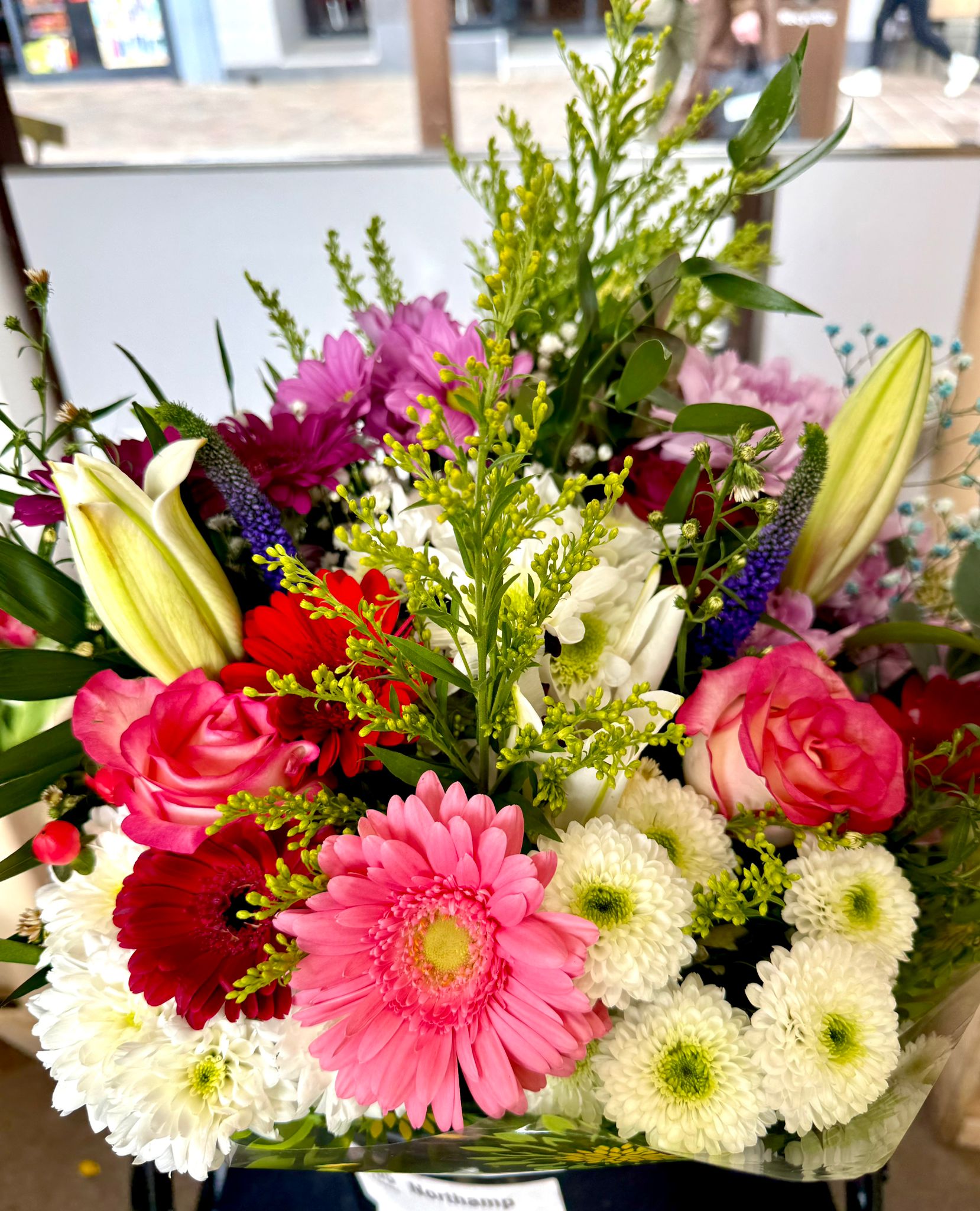 Cheerful pink gerbera mixed bouquet
